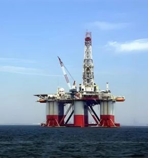 Oil exploitation application of titanium